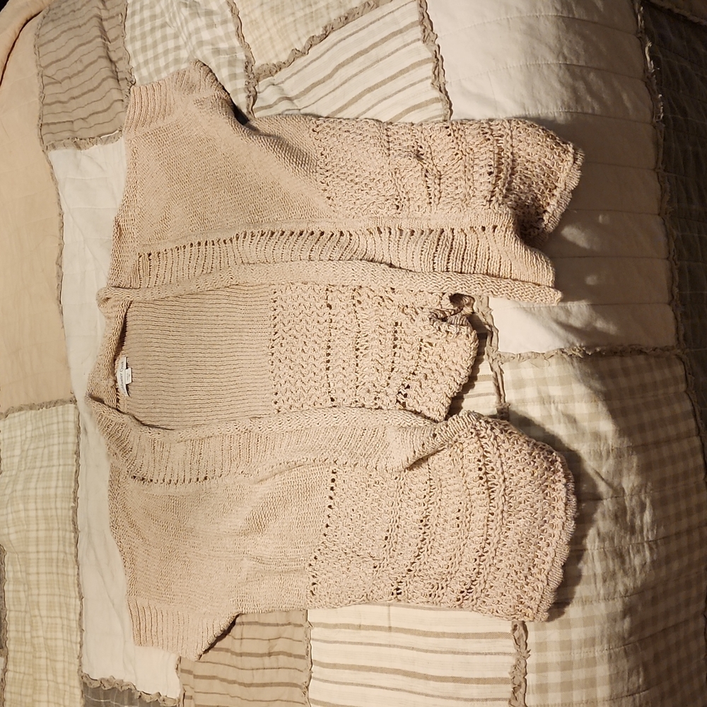 Women's short sleeve cardigan